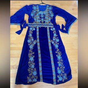 Palestinian thobe/kaftan